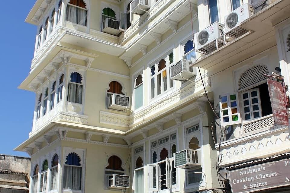 Hotel Mewar Haveli at Lake Pichola  others 3