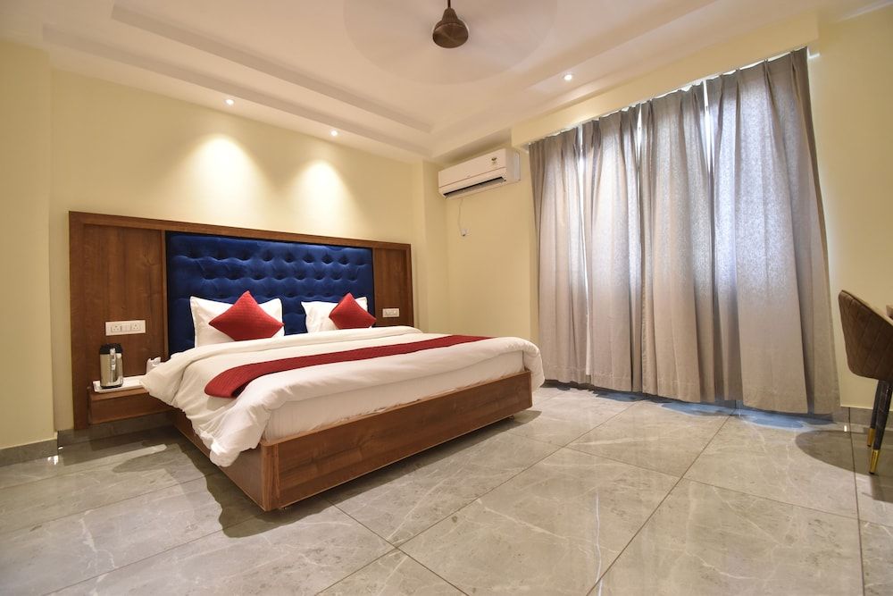 Hotel Vaishno Devi Heights Executive Room 13