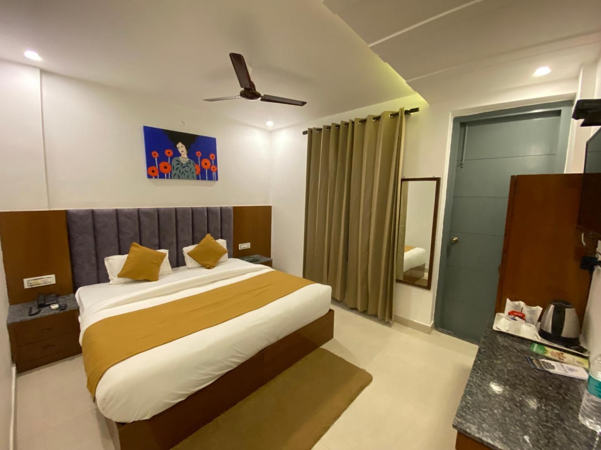 Hotel Shiva Yog Sthal Standard Double or Twin Room, Balcony