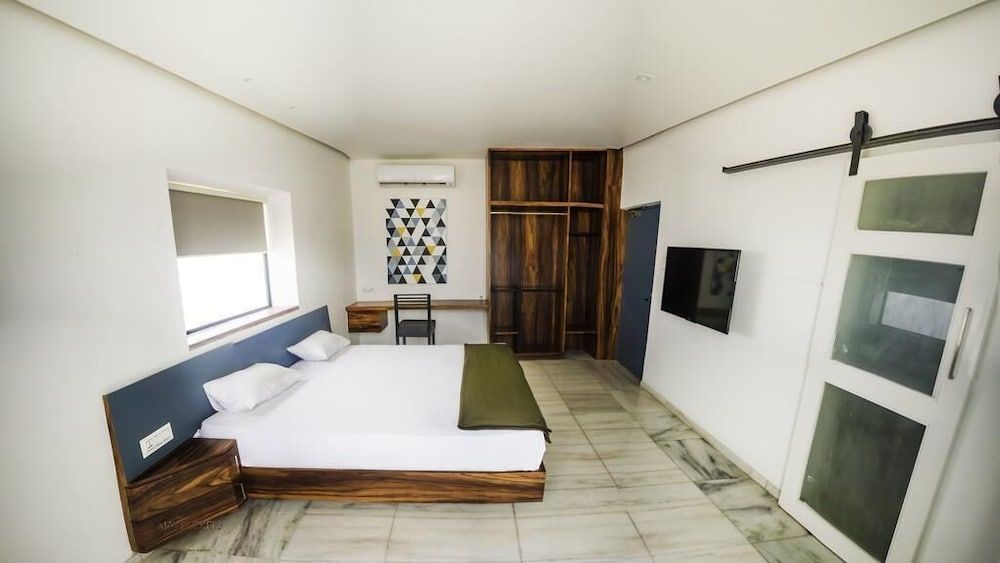 undefined THC Bagpackers Jodhpur 7