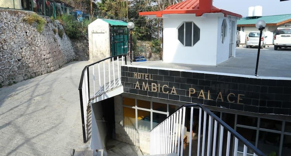 Hotel_entrance_vbuJk9