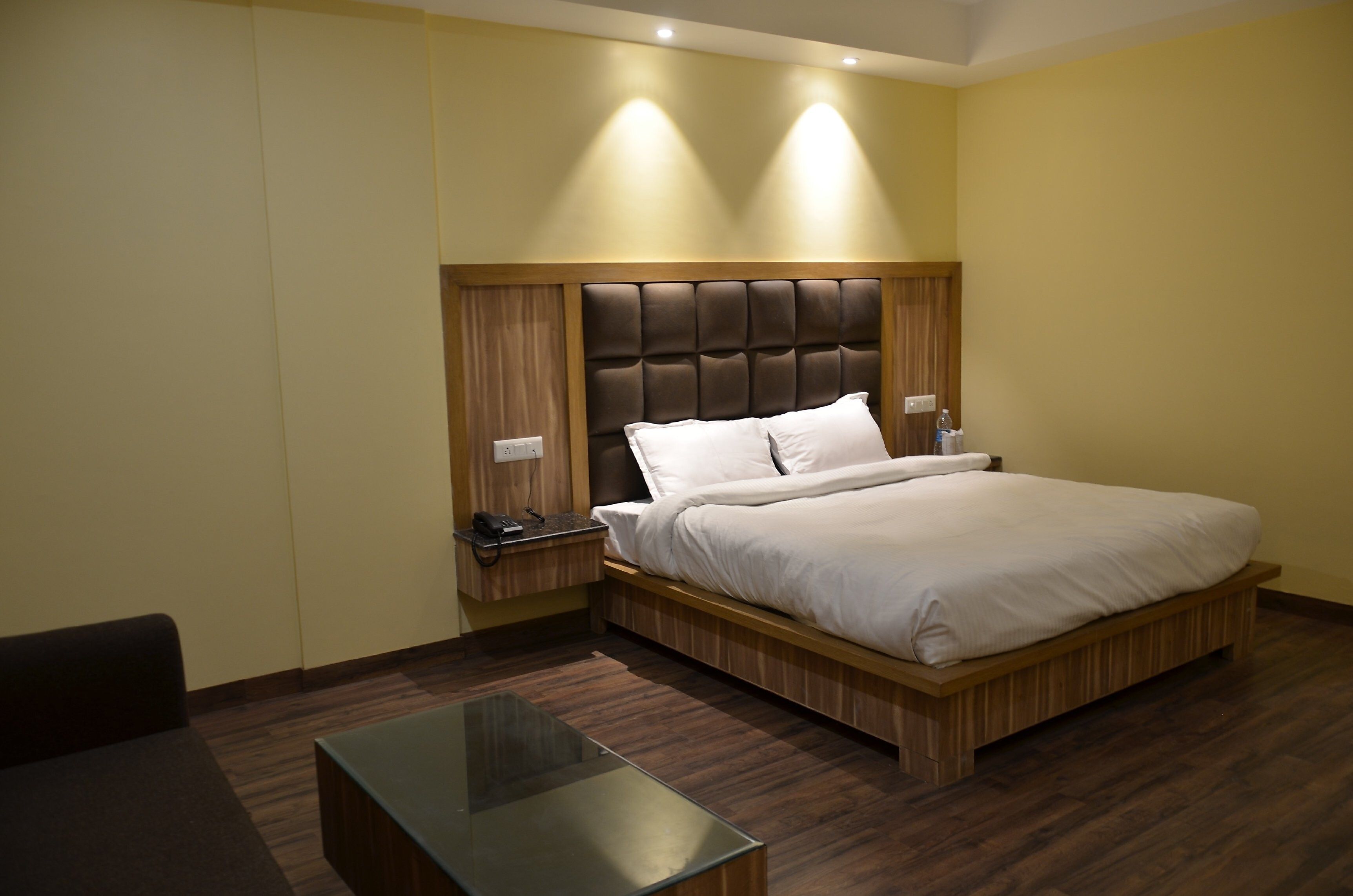 Tulip Tree Deluxe Double Room 13