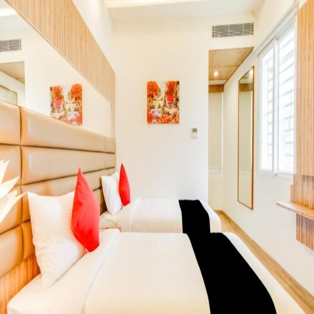 undefined Hotel Inn The Centre 9