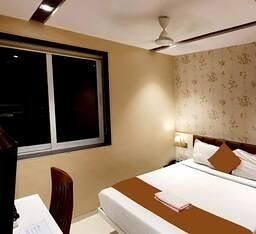 Hotel Heritage - Near Trade Center, Visa Consulate BKC Deluxe Room 11