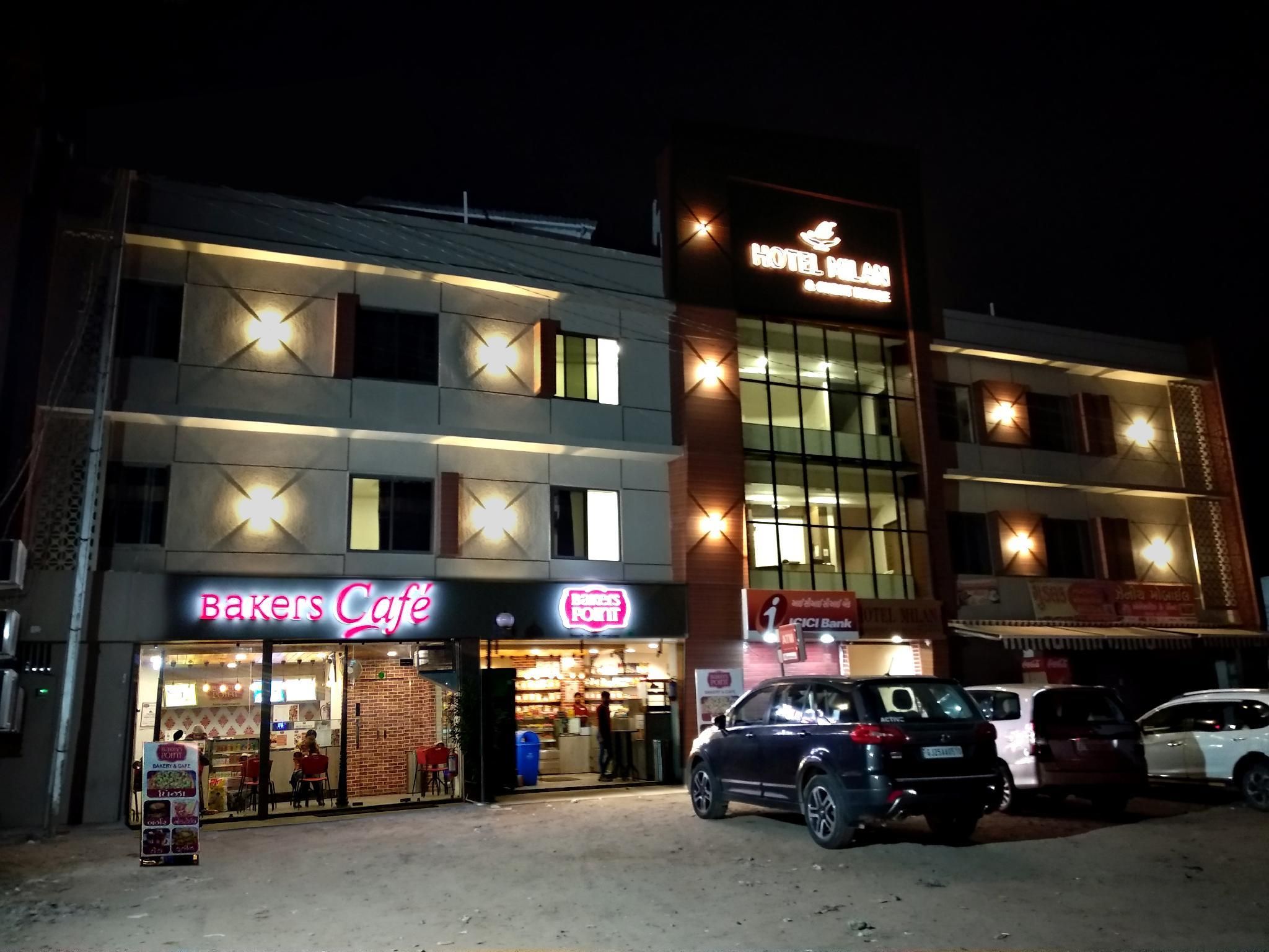 undefined Hotel Milan 7