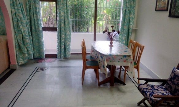 undefined Roxel Inn 7