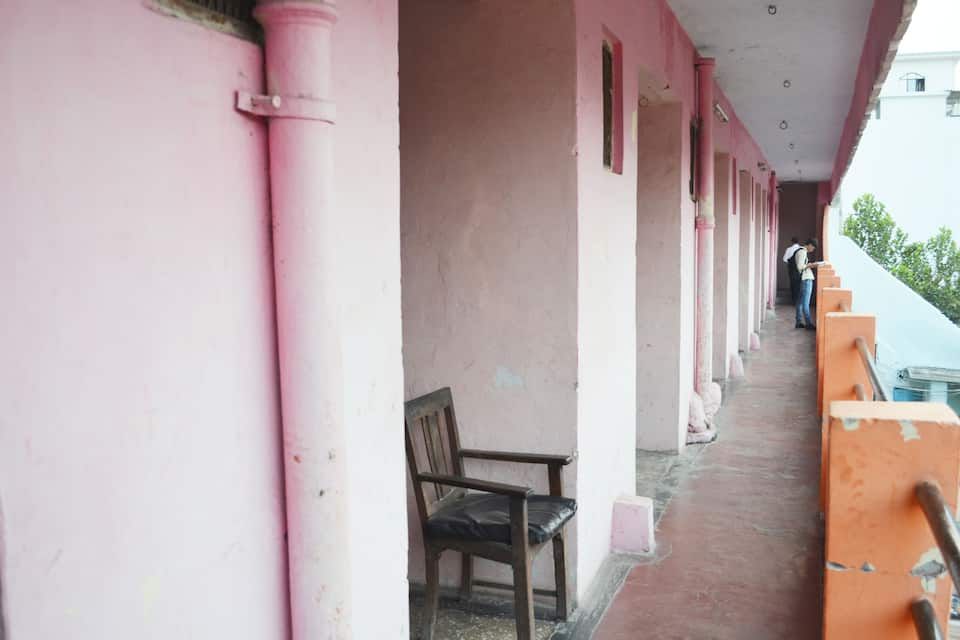 undefined Popular Calcutta Hotel 4