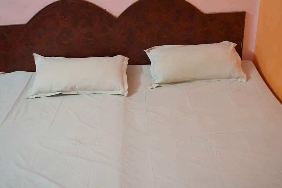 undefined Popular Calcutta Hotel 10