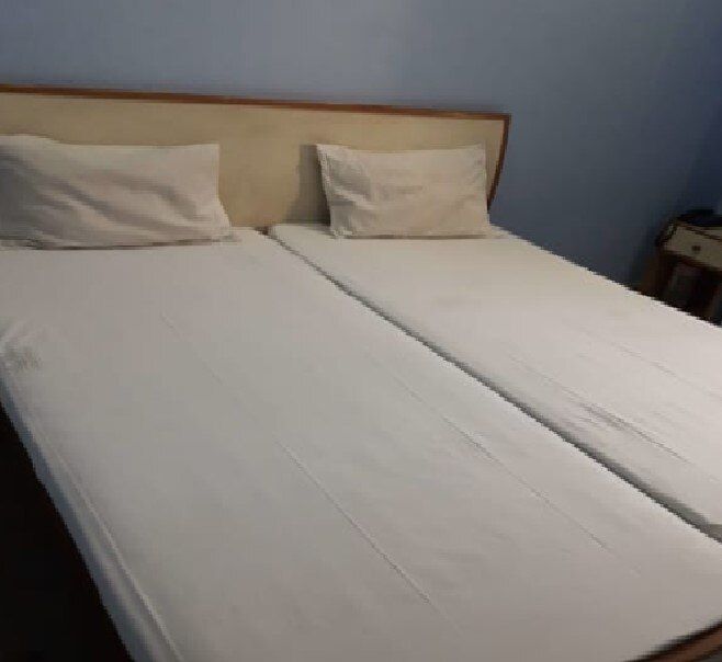 undefined Popular Calcutta Hotel 8