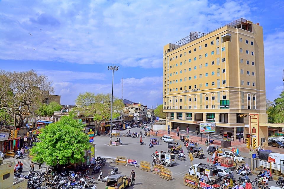Exterior View - City Center