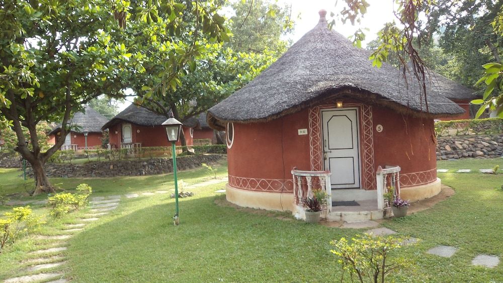 Kishkinda Heritage Resort