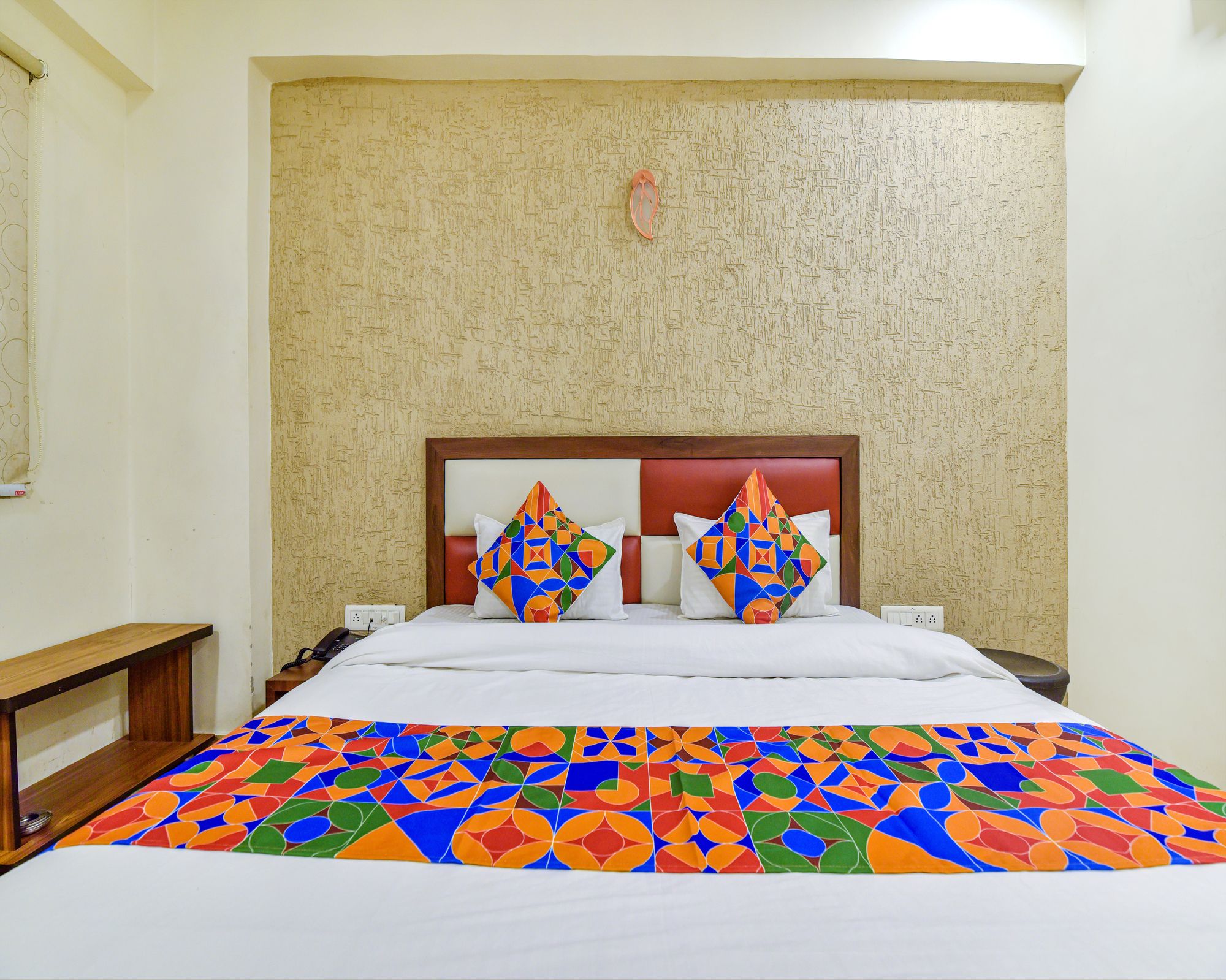 undefined FabHotel Tulip Plaza 3