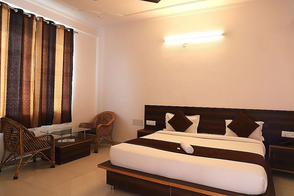 Orchid Hotel - Hostel 4