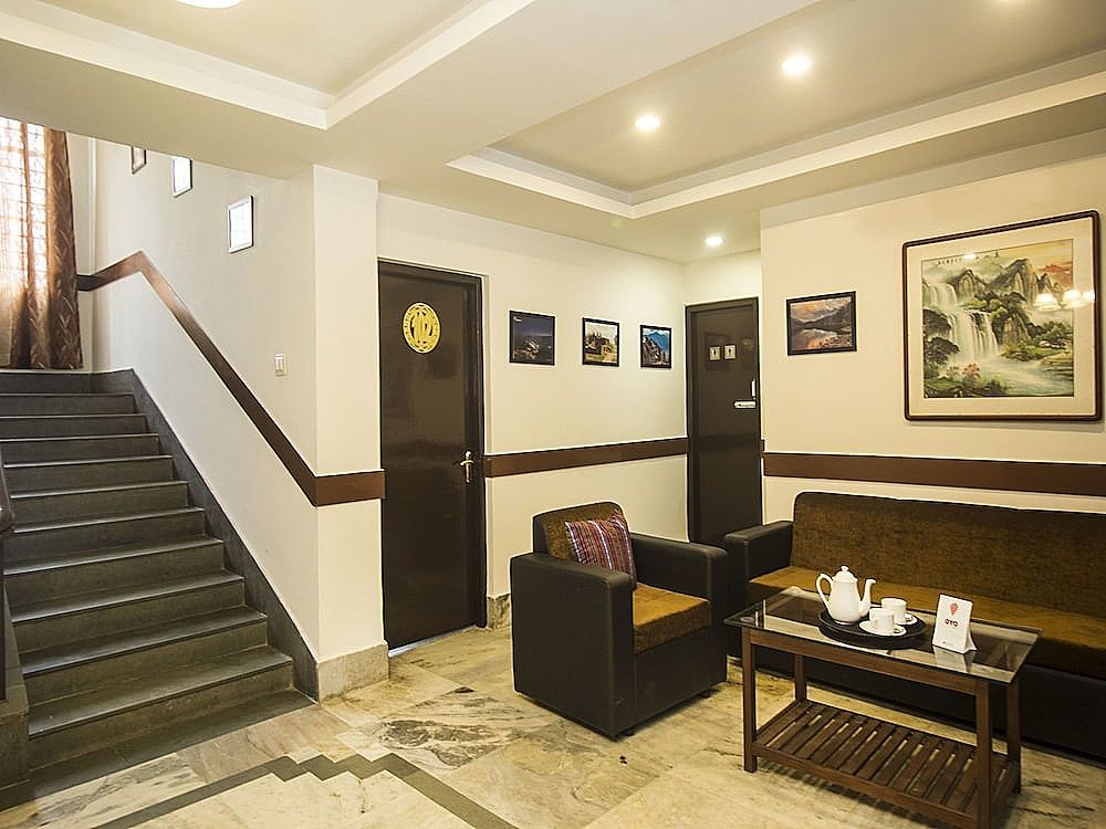 OYO 14894 Hotel Denzong Delight 5