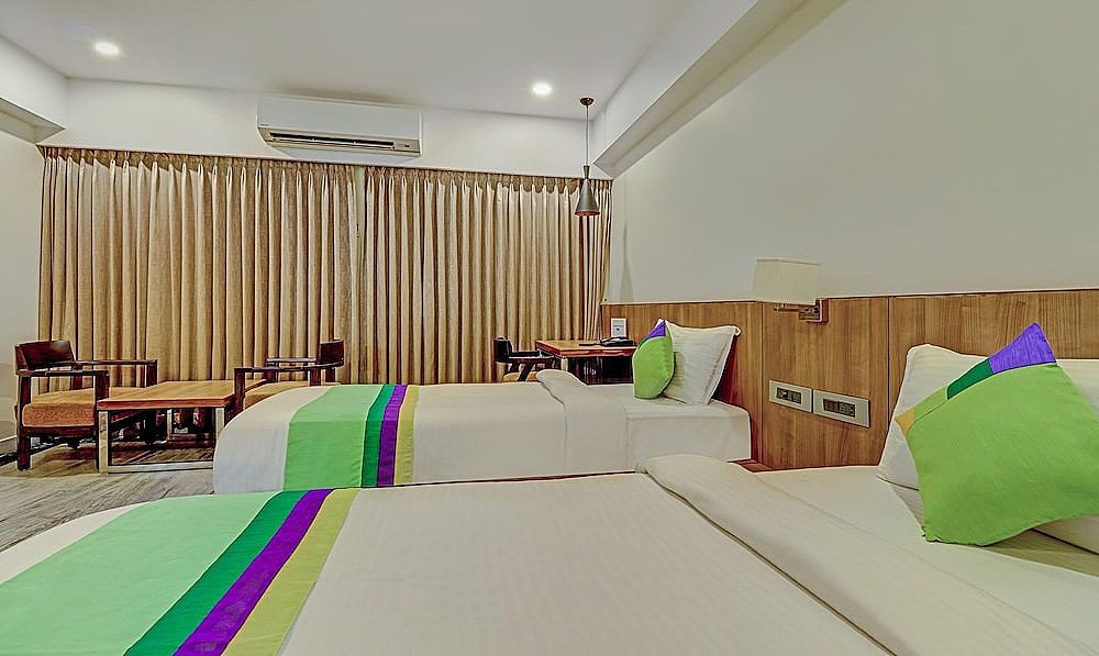 Treebo Seaesta RK Beach Deluxe Double Room 16