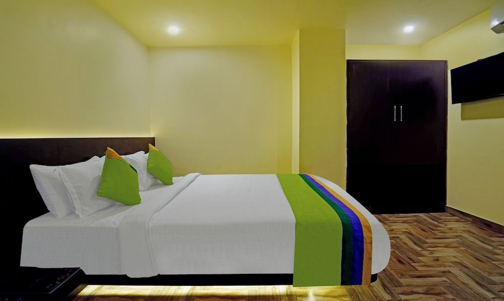 Treebo Golden Nest Standard Double Room 8