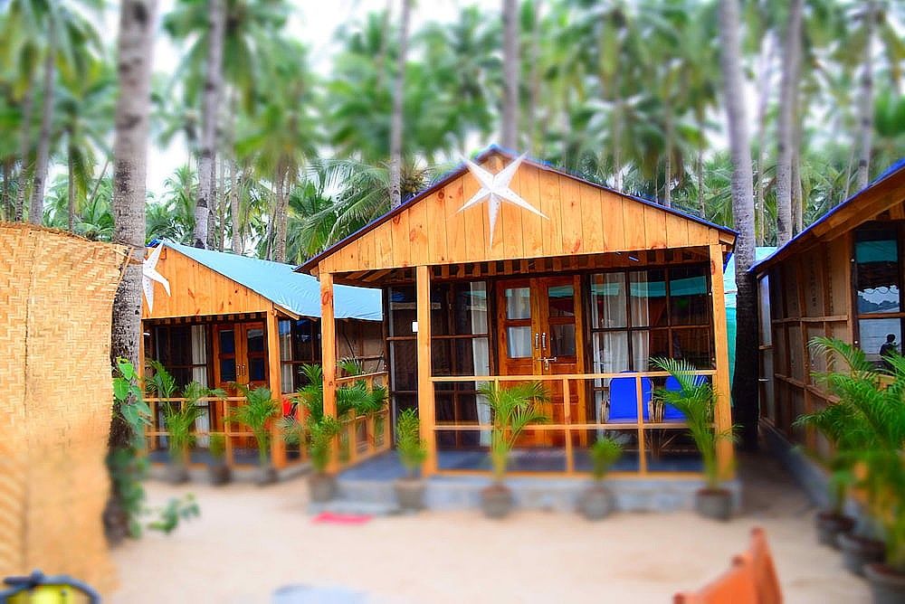 Roundcube Beach Bungalows