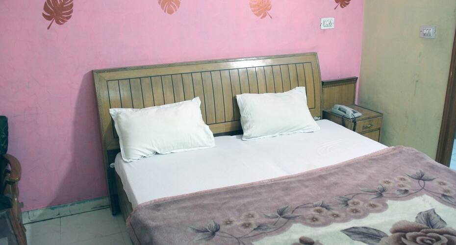 undefined Hotel Green City 10