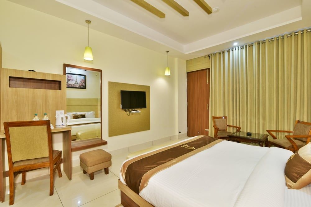 Hotel SS Resort Deluxe Room, 1 Queen Bed, Non Smoking