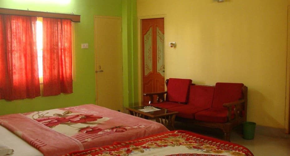 undefined Hotel Samrat Inn 9