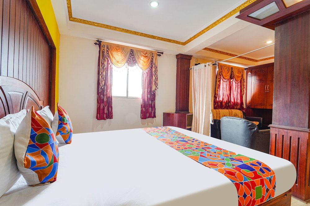 FabHotel Roshan Residency Deluxe Room 4