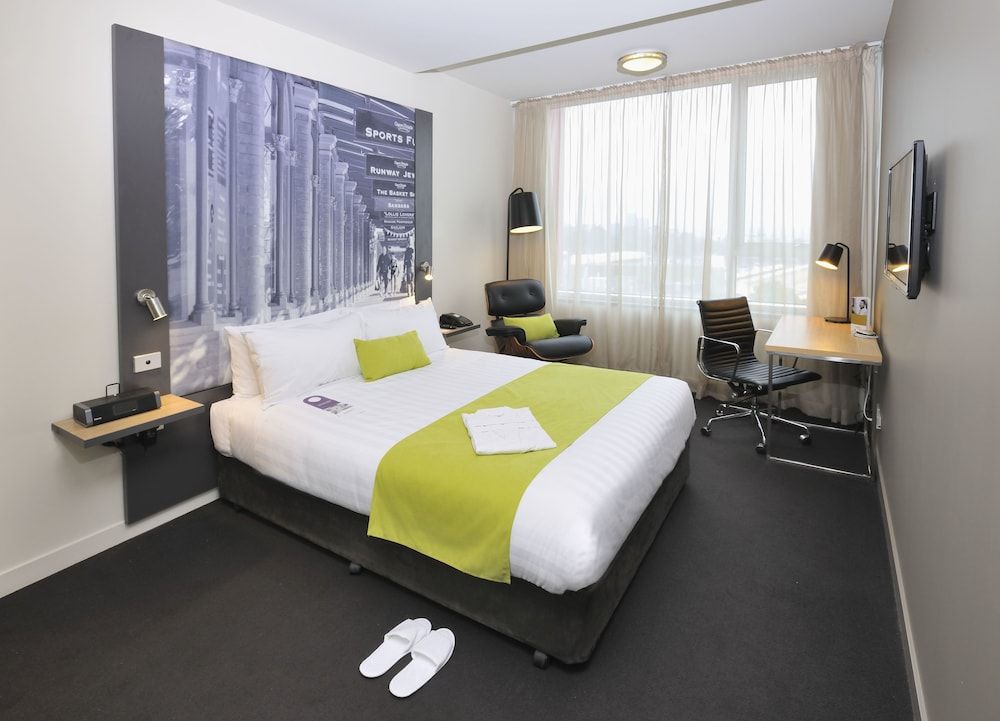 Mercure Melbourne Therry Street room