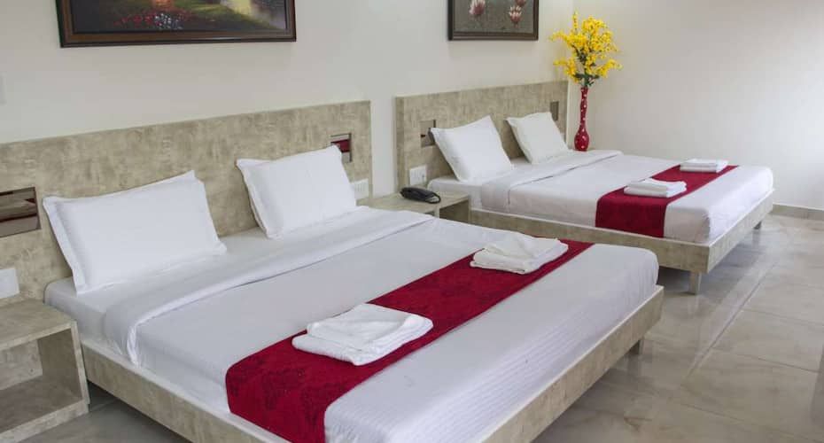 Capital O 43282 Hotel Airline-2 Semi Deluxe Room