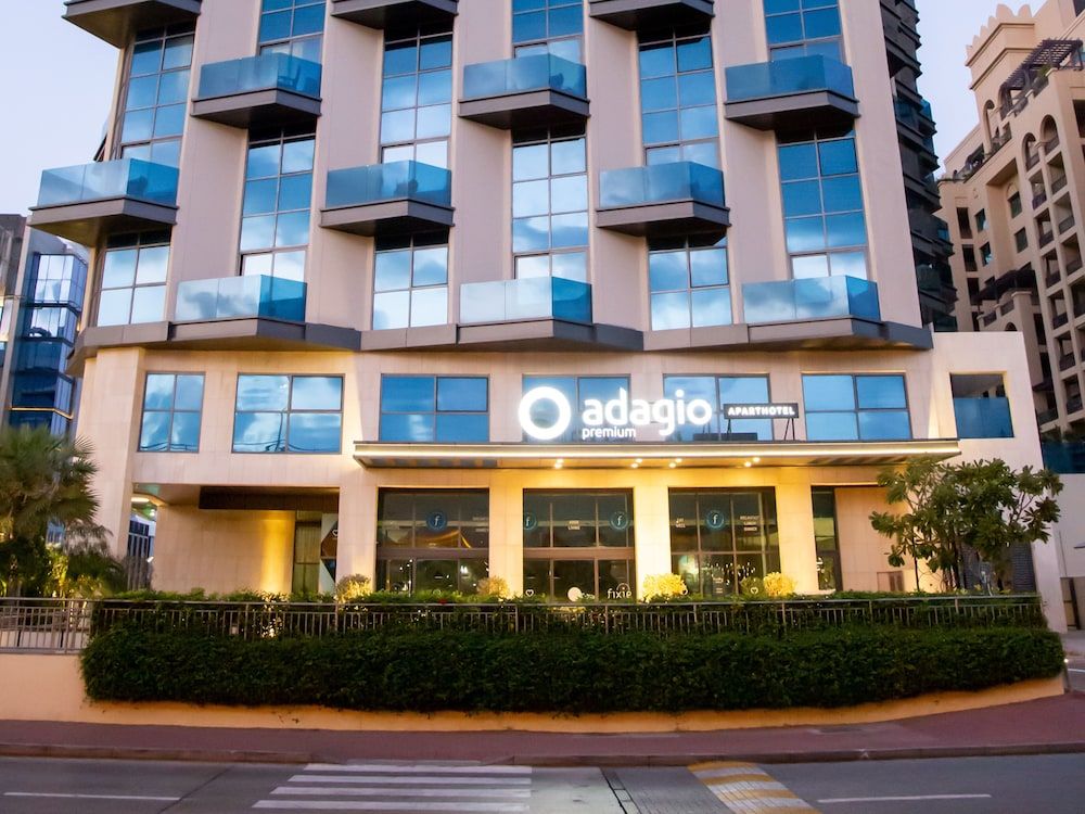 Adagio Premium The Palm