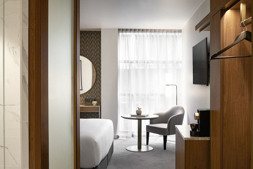 Crowne Plaza Sydney Darling Harbour, an IHG Hotel Standard Room 3