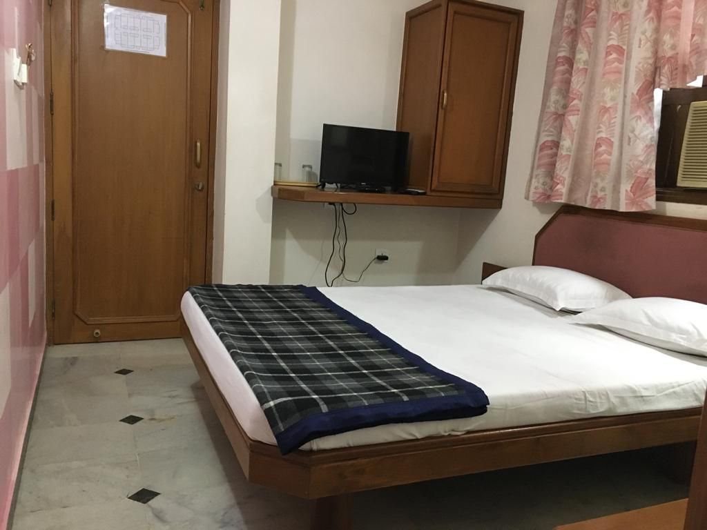 Hotel GRG Economy Non AC 11