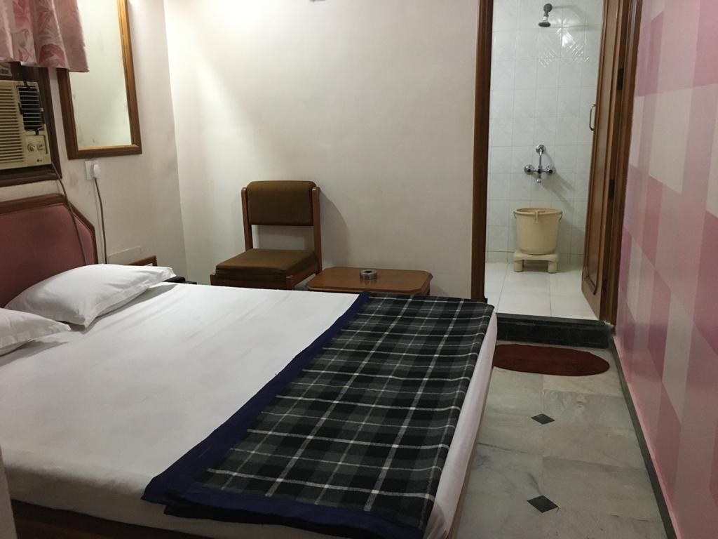 Hotel GRG Economy Non AC 8