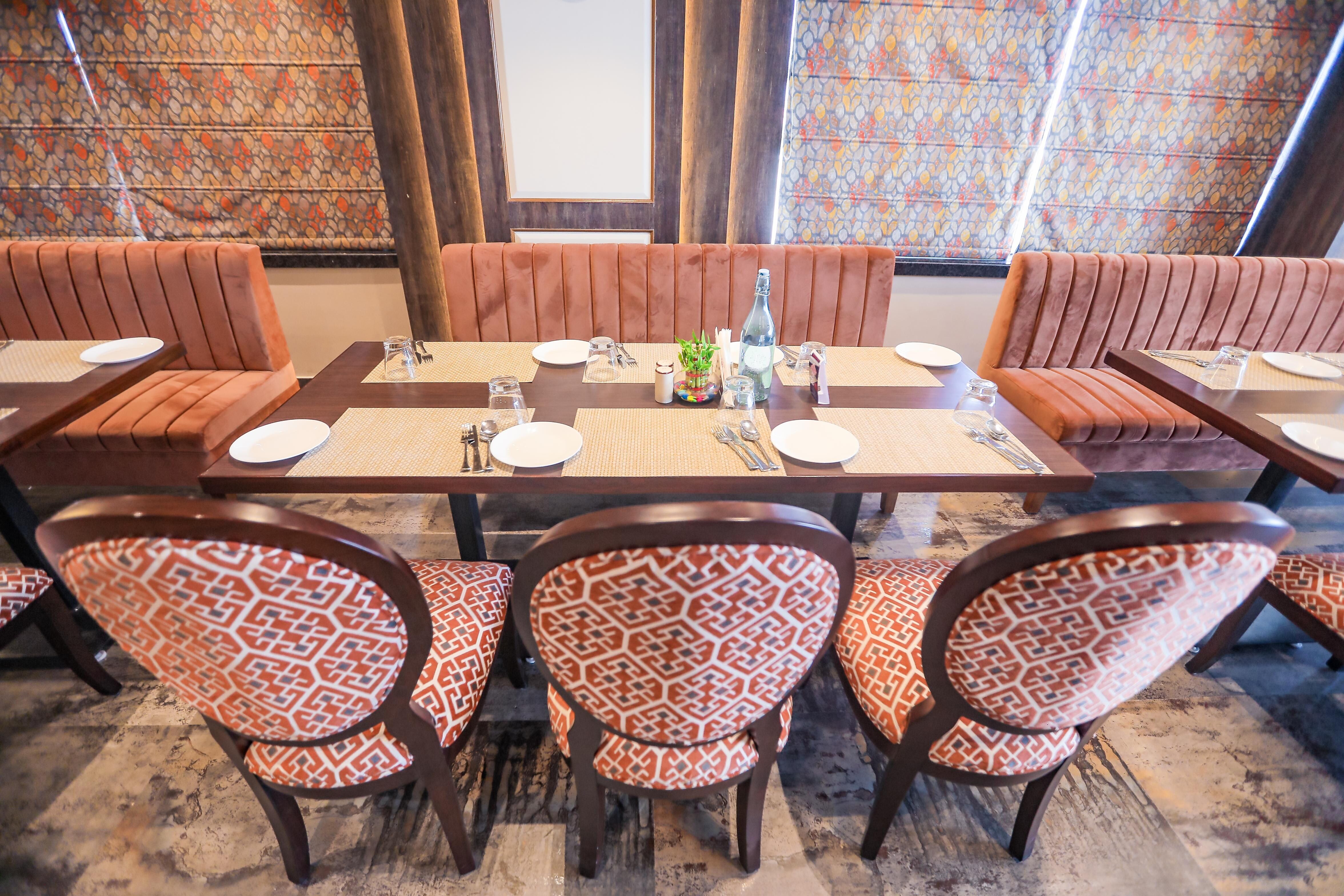 Food & Dining