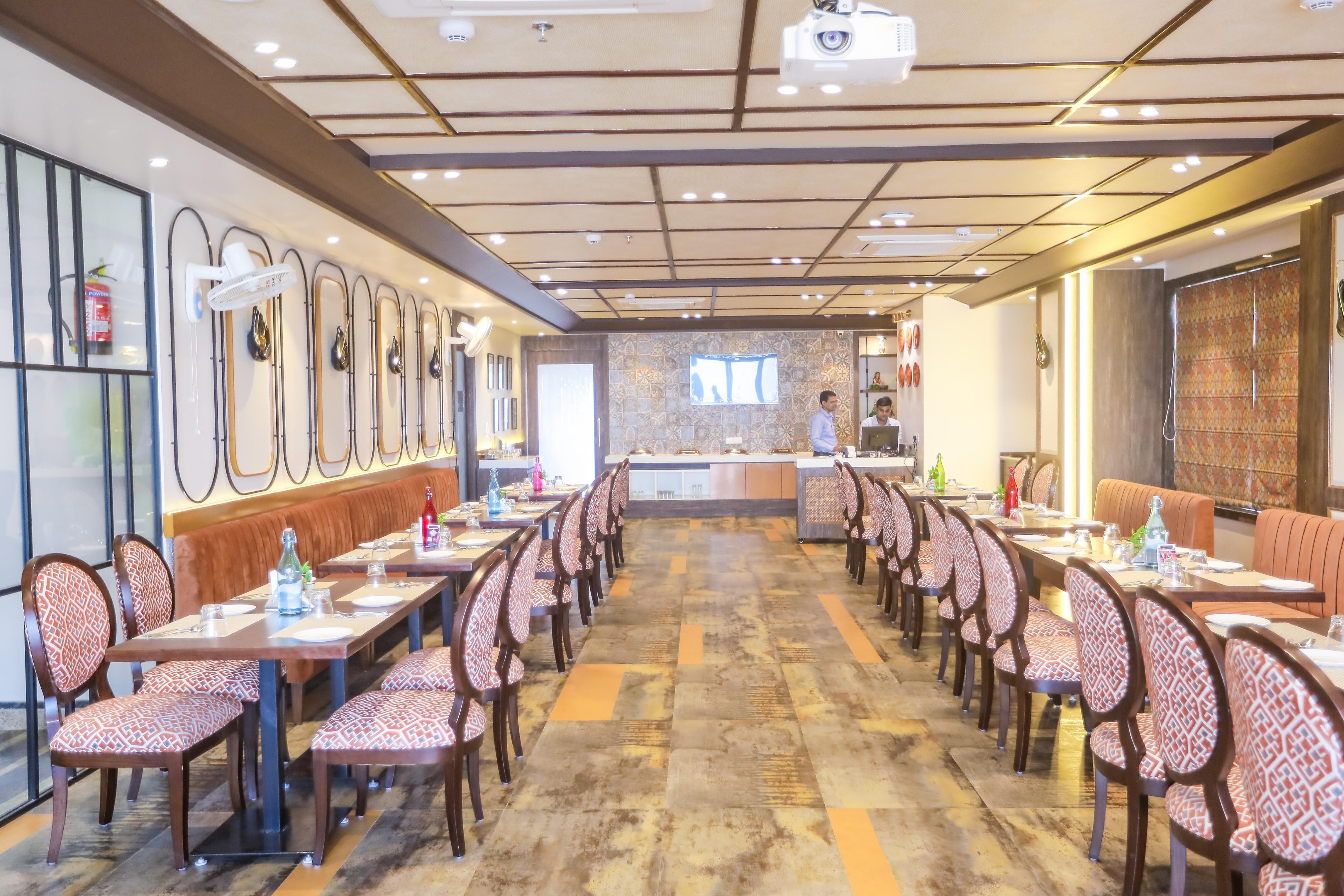 Food & Dining