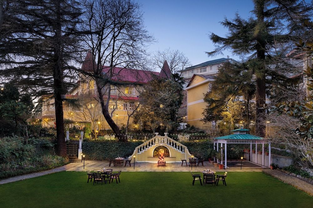 WelcomHeritage Kasmanda Palace Mussoorie