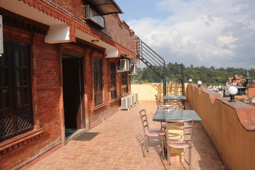 Shiva Shankar Hotel 4