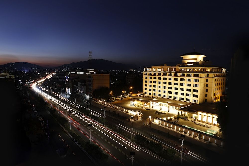 The Everest Hotel Kathmandu 4