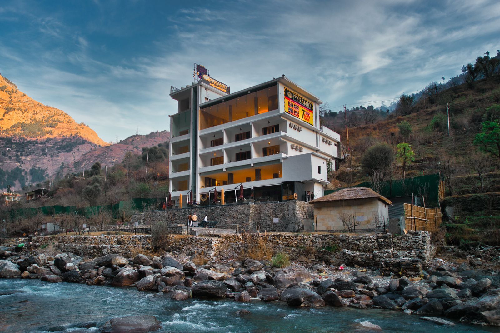 Echor Palm Bliss Riverside Resort & Spa Kasol | Pyramid Bar & Lounge others 2