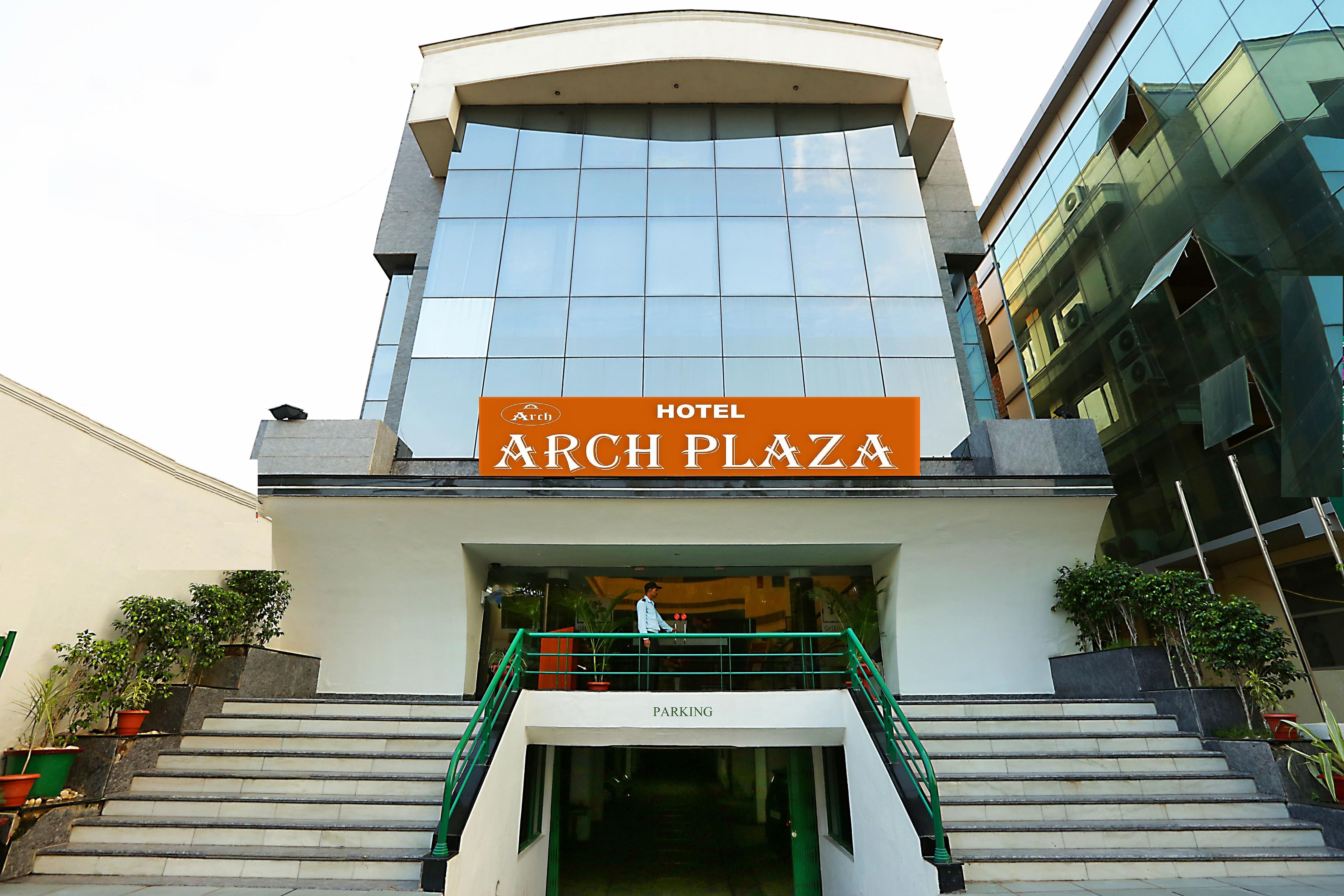 Hotel Arch Plaza - Near Delhi Airport