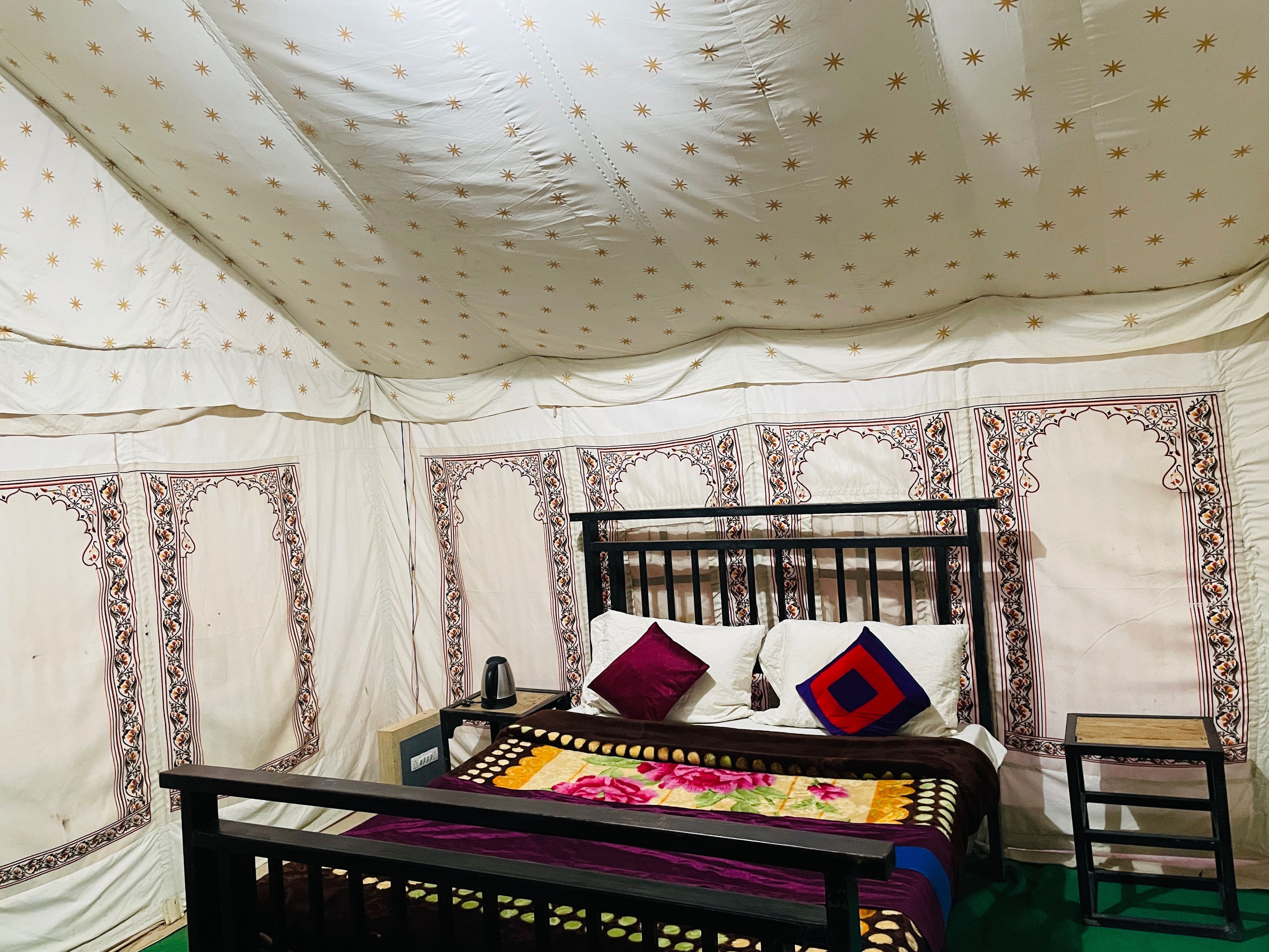 Desert pearl resort Deluxe Tent 7