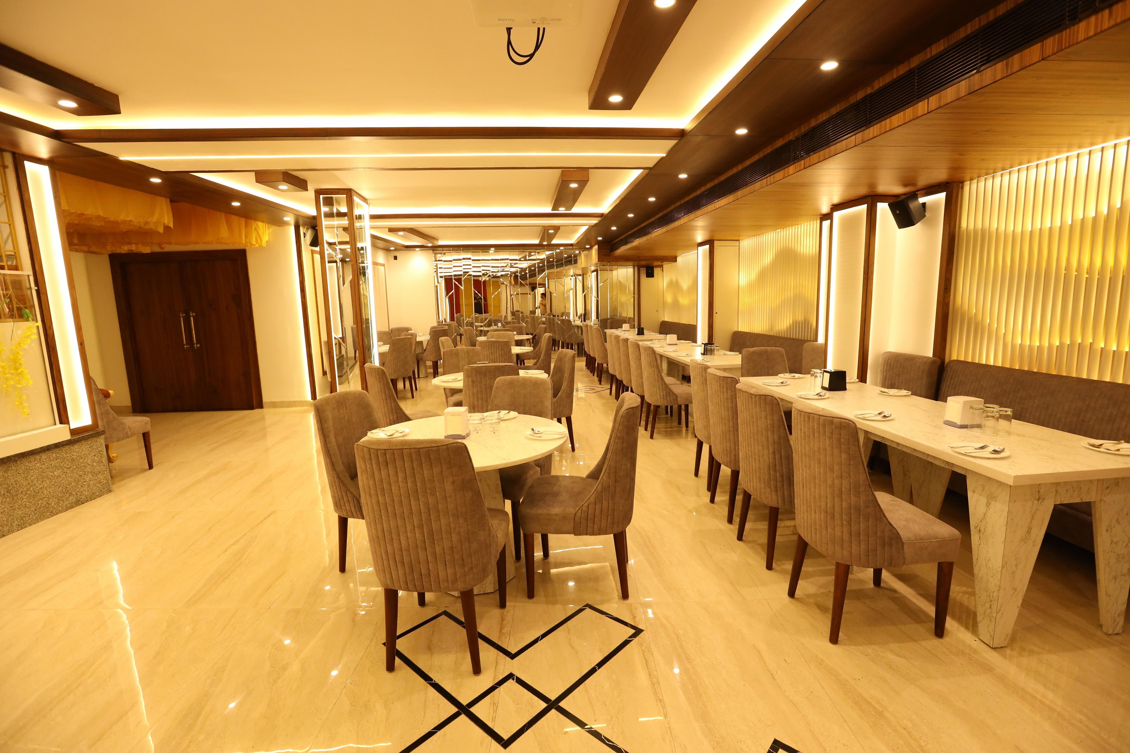 undefined Hotel Lavit Couple Friendly near Faridabad Metro station 4