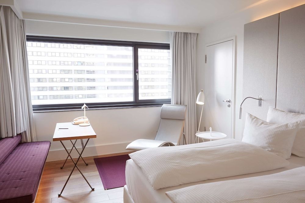 Scandic Frankfurt Museumsufer Standard Double Room 5