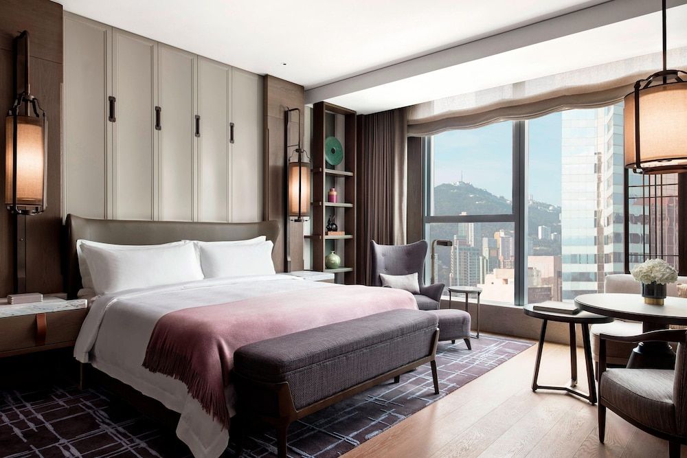 The St. Regis Hong Kong Room, 1 King Bed, City View