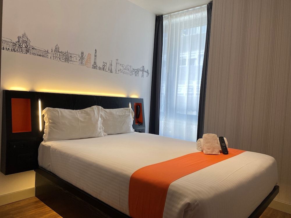 easyHotel Lisbon Standard Double Room