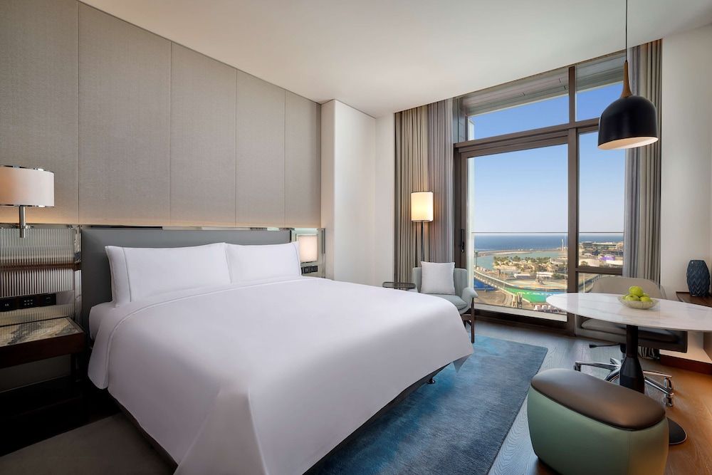 Shangri-La Jeddah Superior Room, 2 Twin Beds, City View 6