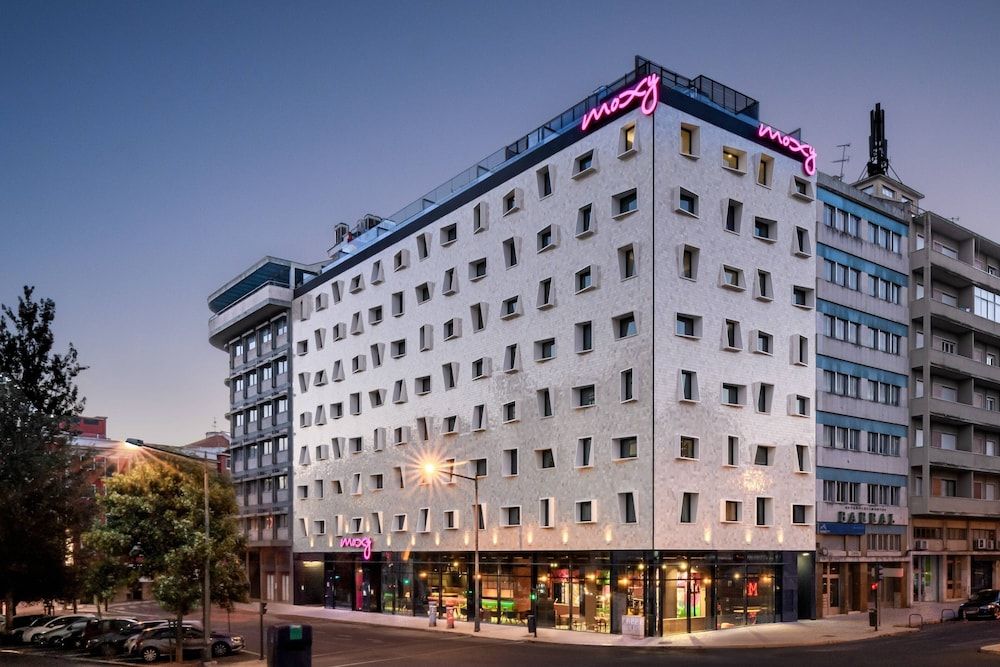 Moxy Lisbon City 2