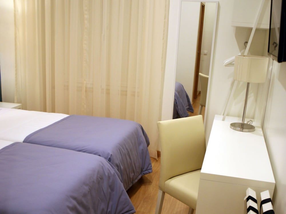 Lisbon Style Guesthouse Standard Twin Room, 2 Twin Beds, Non Smoking 3