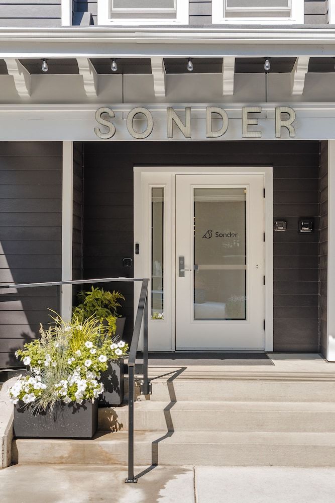 Sonder The Boylston 3