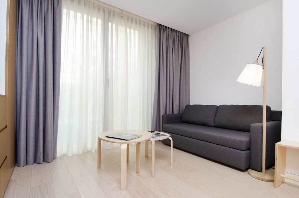 Hoom Apartments, Juan Bravo 56, Madrid Design Apartment 11