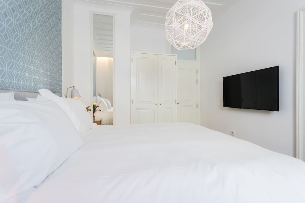 Boutique Chiado Suites Standard Double or Twin Room 2