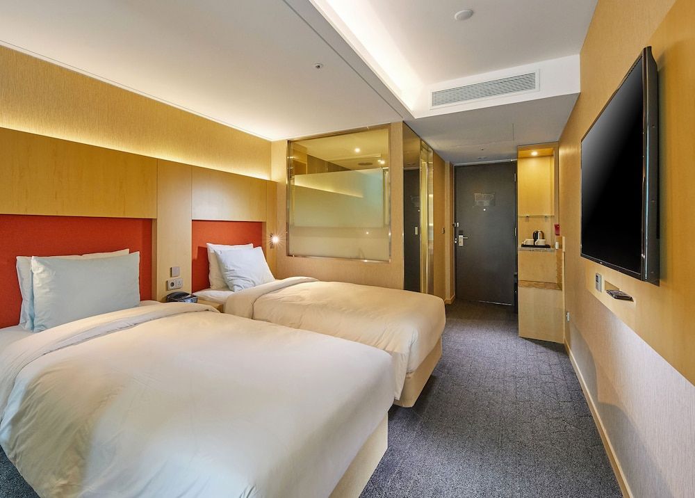 Hotel Midcity Myeongdong Standard Twin Room 2